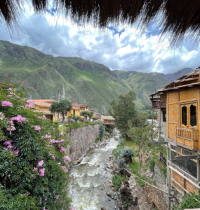 Ollantaytambo town