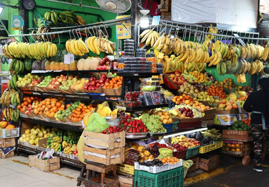 local market in lima